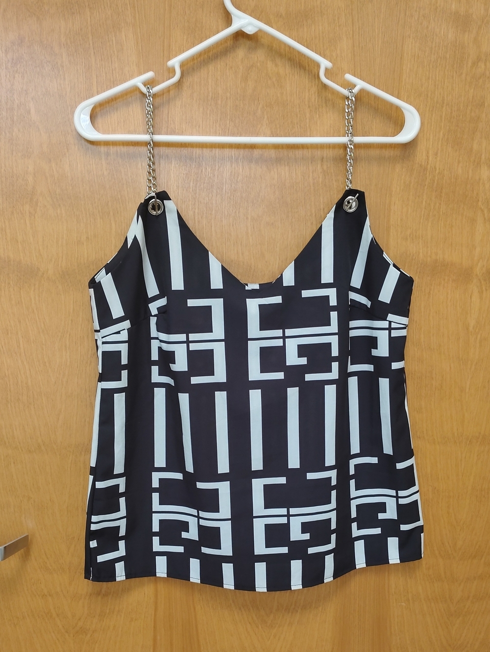 Sheilay Geometric Chain-Strap Cami Top - Black & White